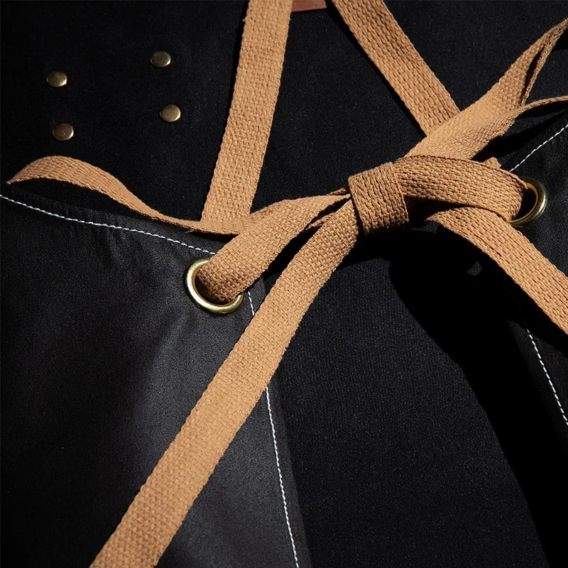 Schürze Mit Lederriemen