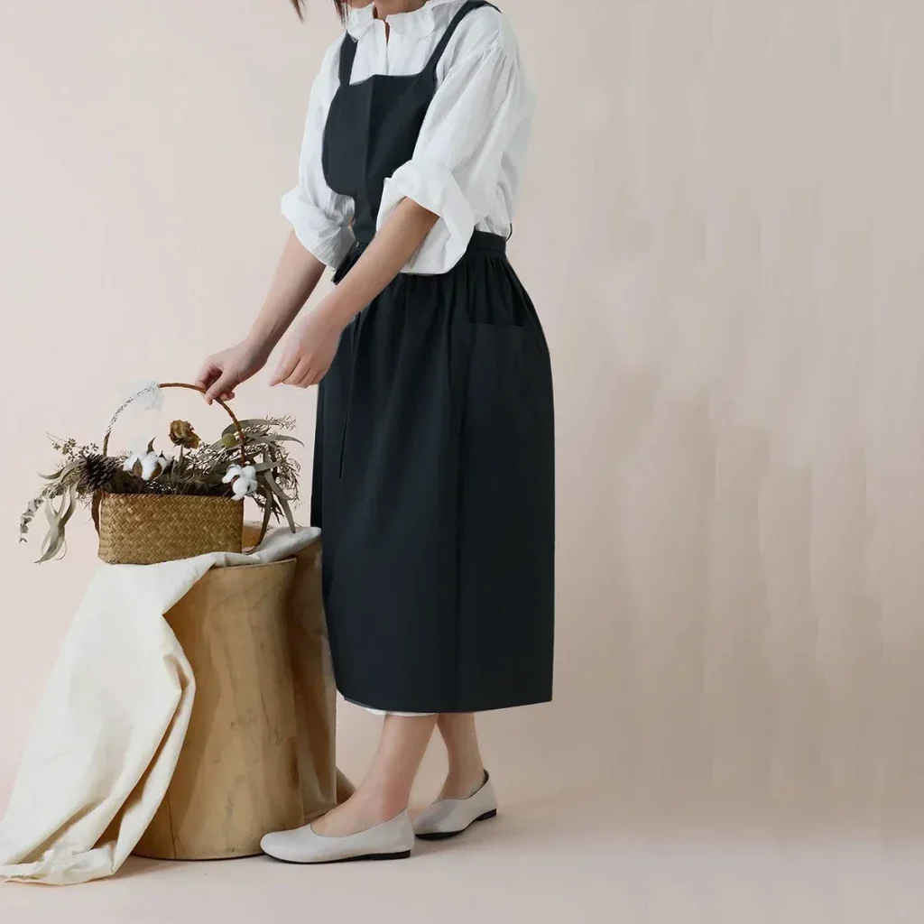 Hauskleid Schürze 3