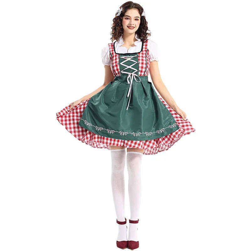 Grünes Dirndl Mit Pinker Schürze 4