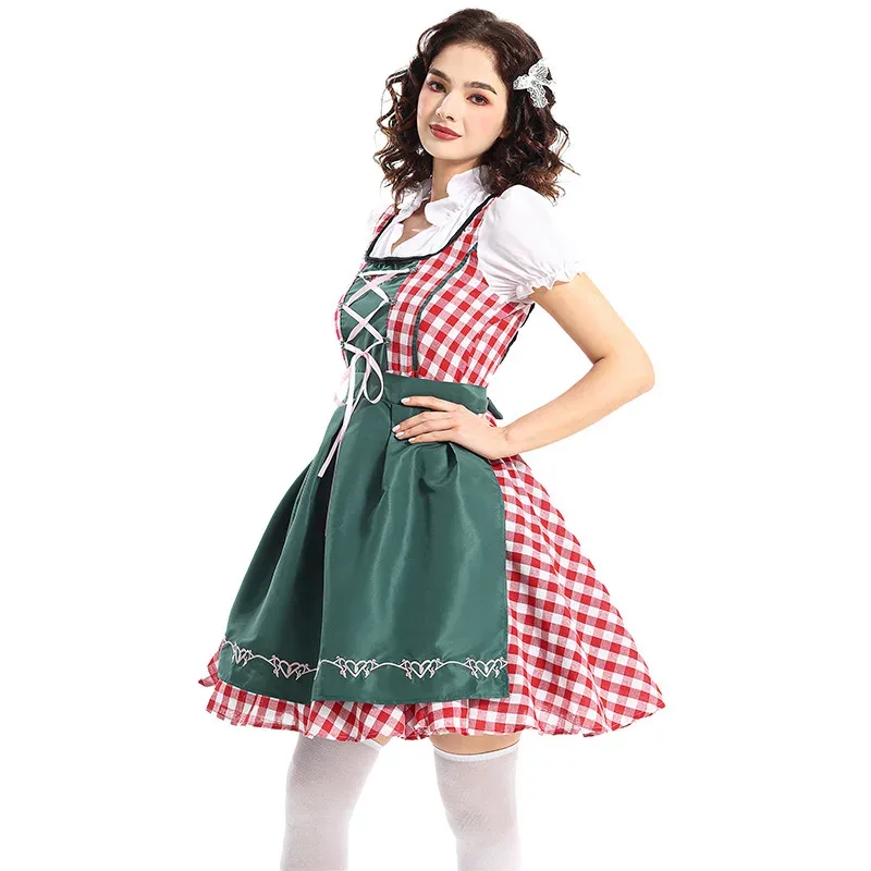 Grünes Dirndl Mit Pinker Schürze 6